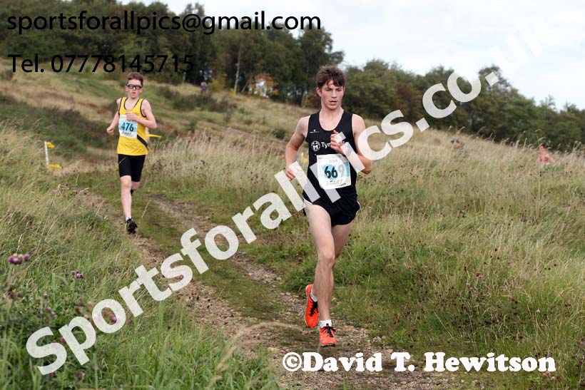 Boys under-15s Start Fitness North Eastern Harriers League, Wrekenton, Gateshead. Photo:  David T. Hewitson/Sports for All Pics